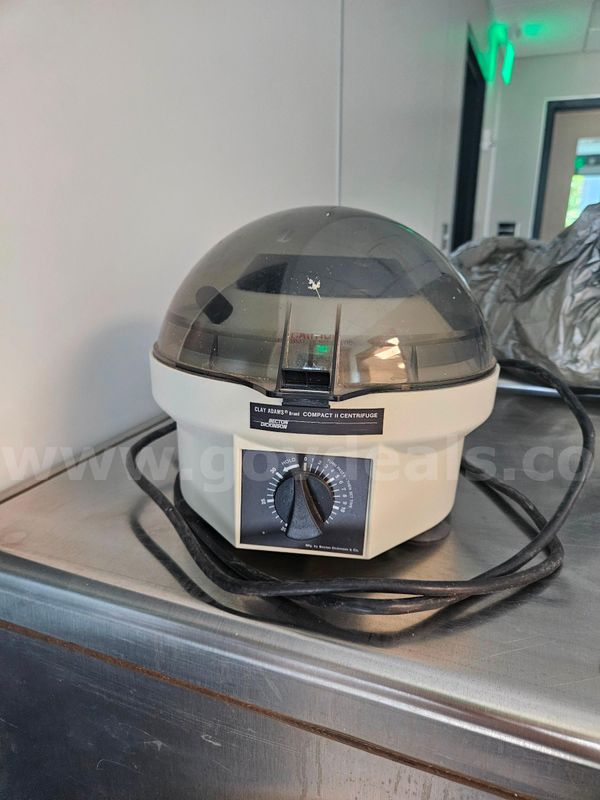 Clay Adams Compact II Centrifuge