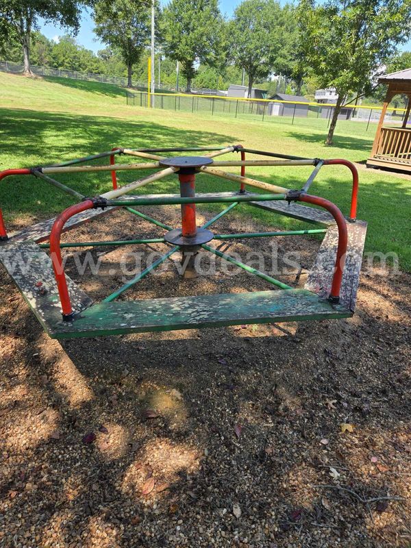 1 Lot of Playground Equipment