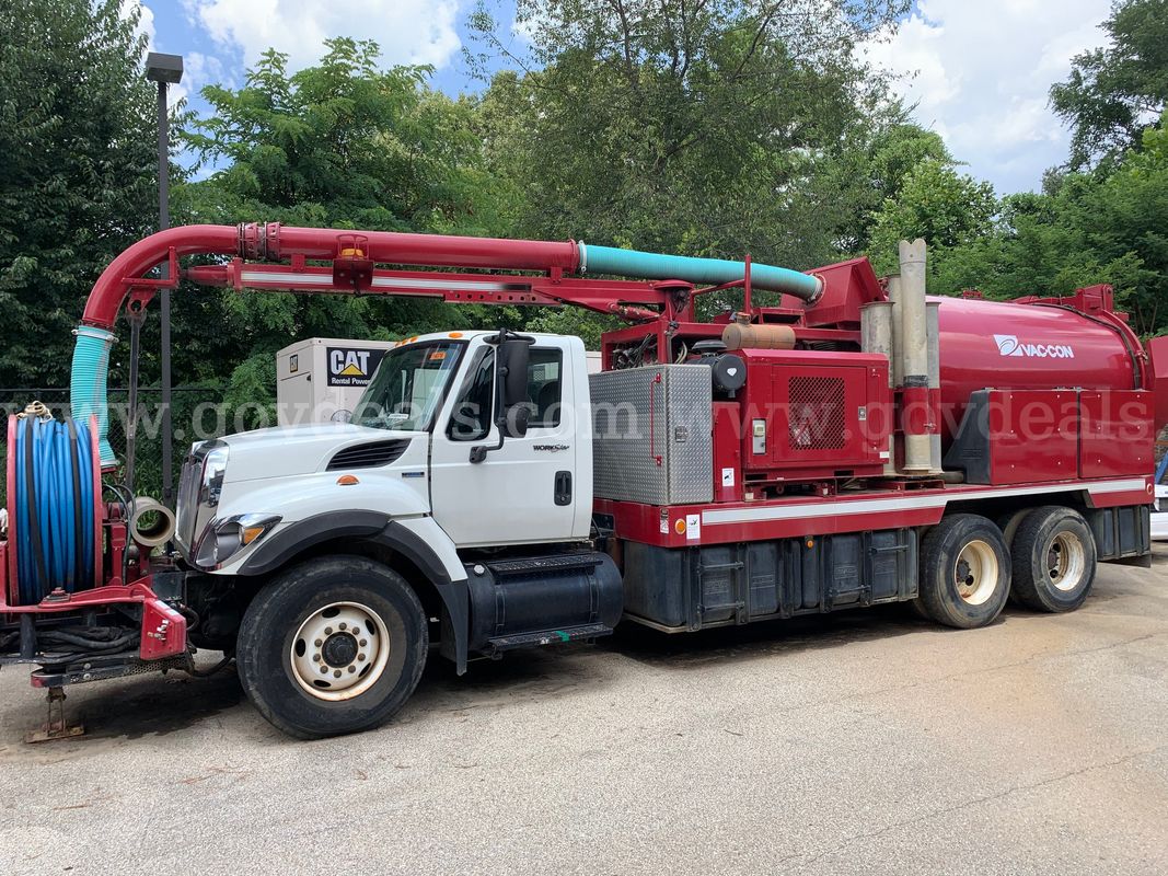 2009 International 7400 - Sewer Vac Combo Truck - #728 - 28,687 miles