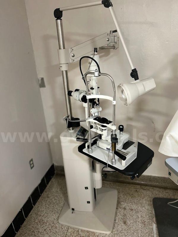 Marco Deluxe 2 Stand w/ Slit Lamp