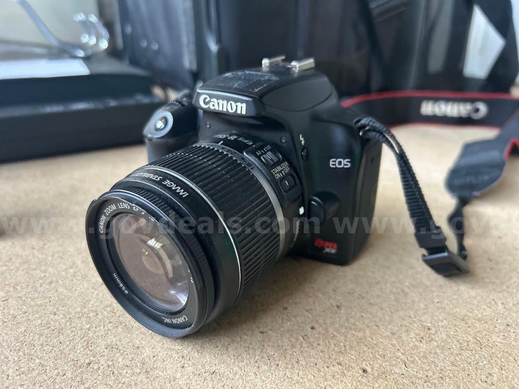 Canon DS126191