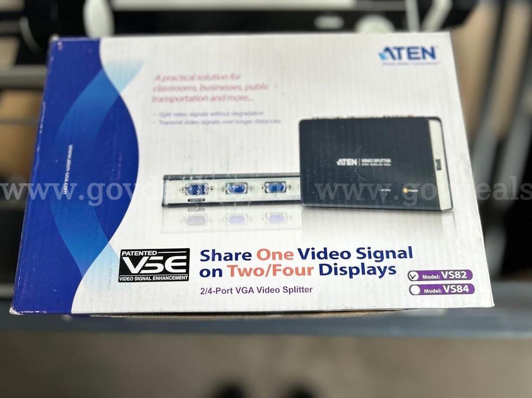 Set of 2 - Aten 2/4 Port VGA Video Splitter
