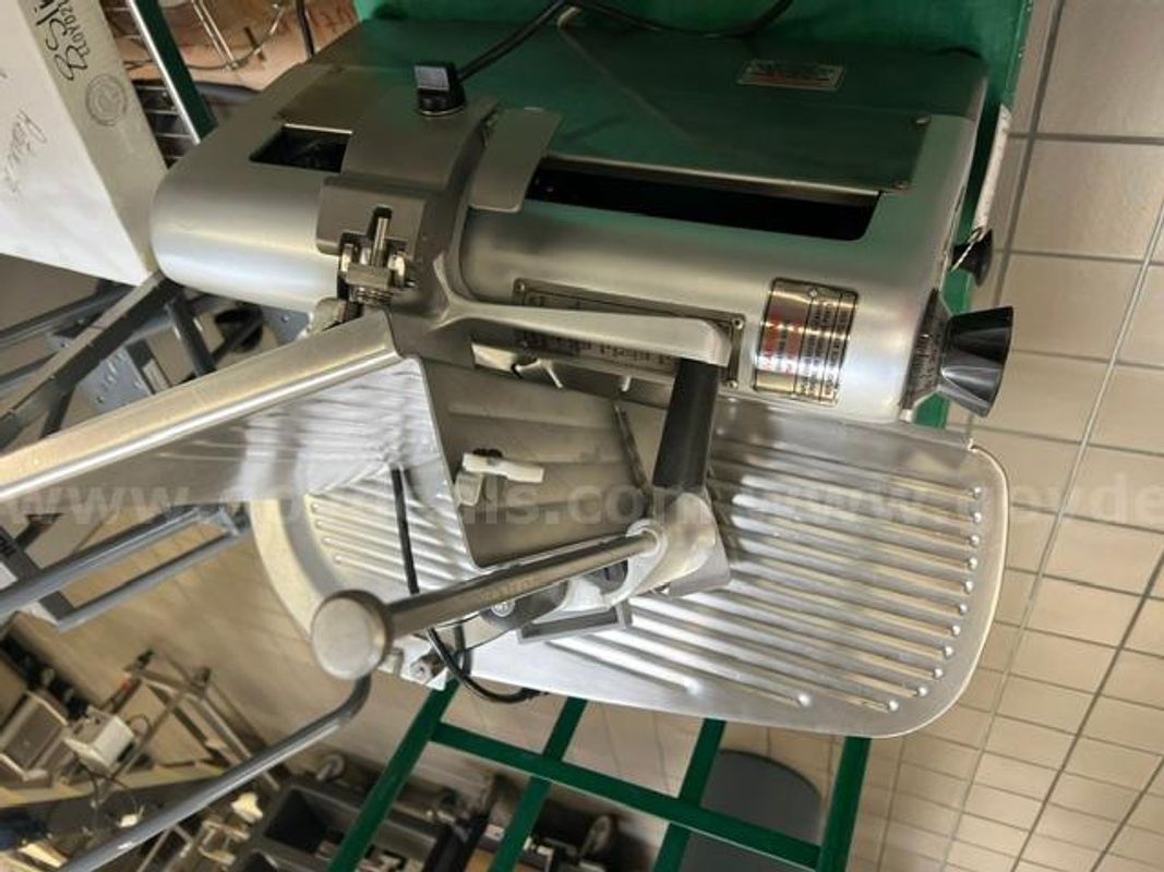 Hobart Slicer
