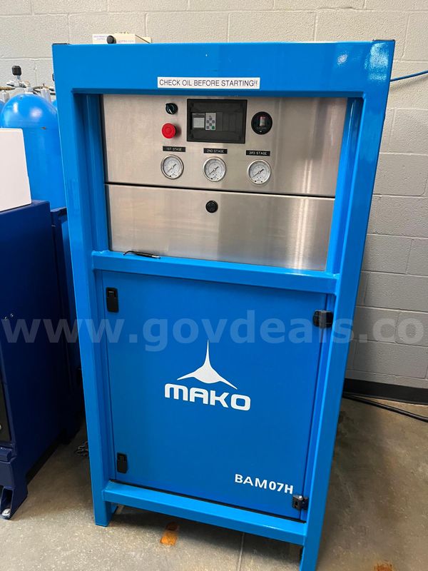 Mako Cascade System with Revolve Air Fill Station