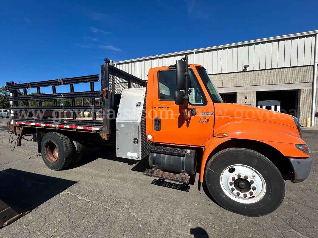2005 International 4200