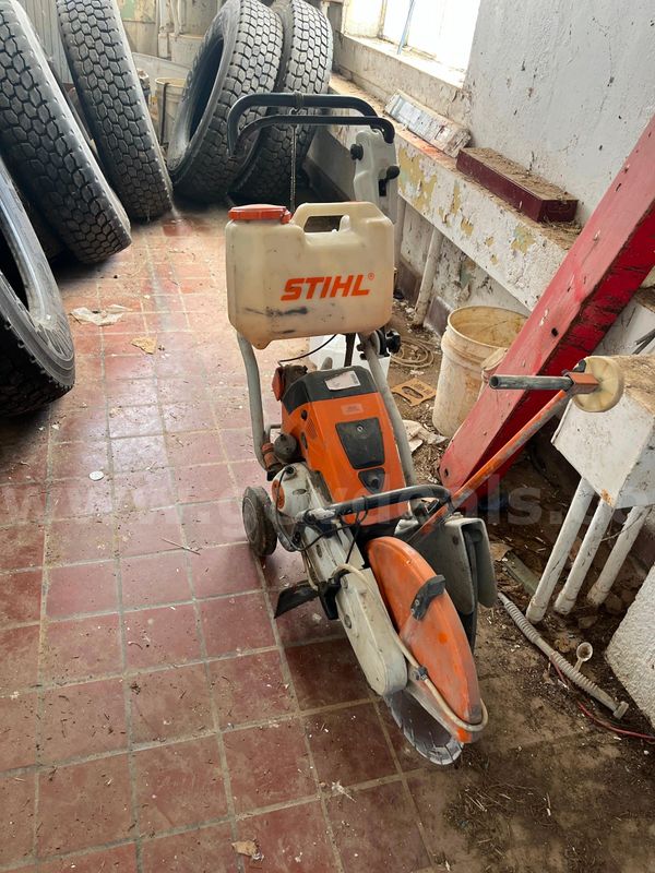 STIHL Concrete Walk Behind Saw TS800C