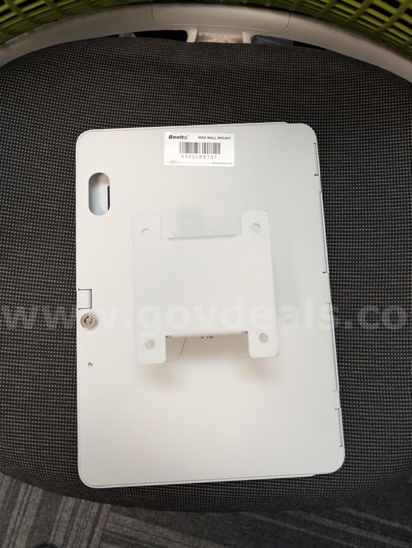 Beelta brand new in box Ipad tablet wall mount - white