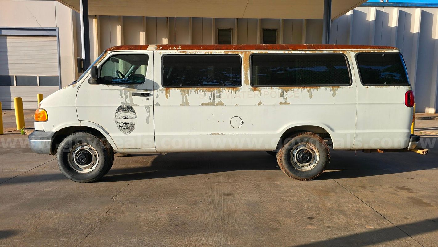 2002 Dodge Ram Wagon