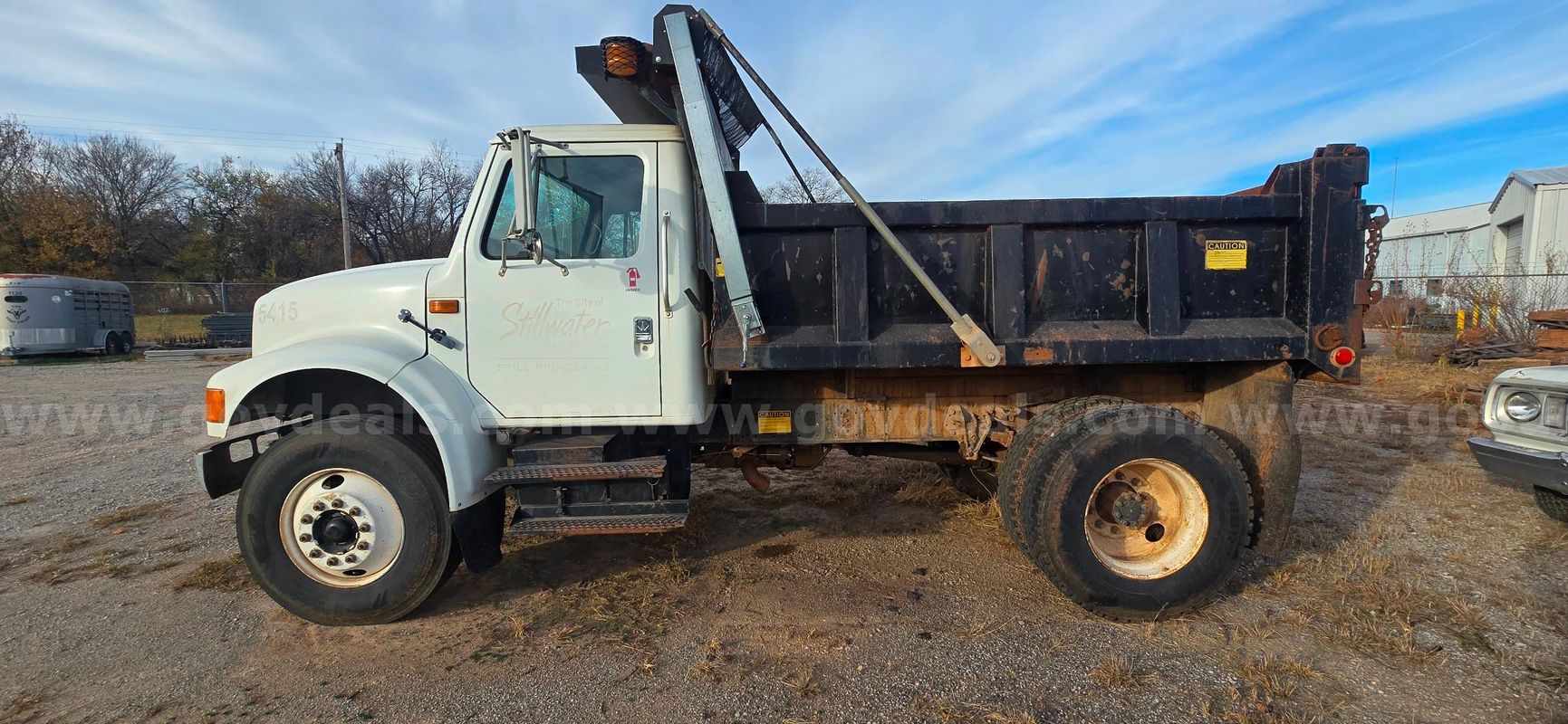 1992 International 4700 dump truck