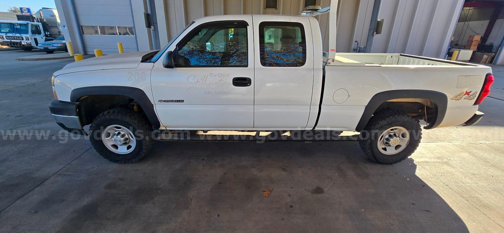 2007 Chevrolet Silverado Classic 2500HD Work Truck Ext. Cab 4WD