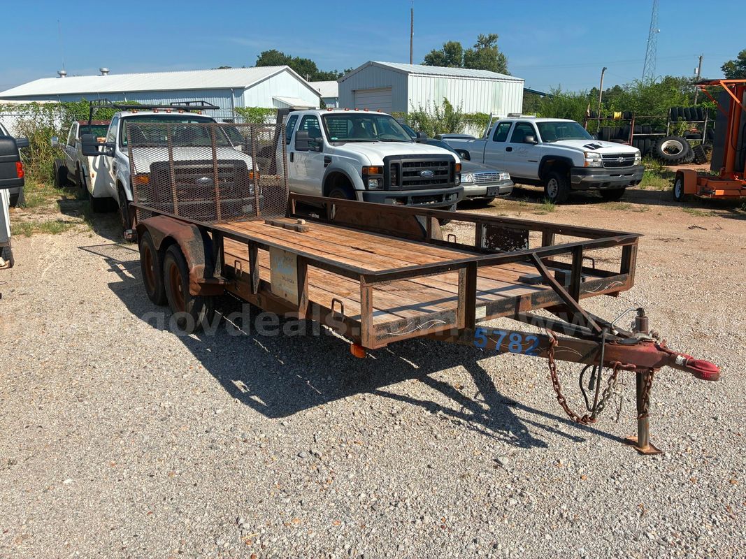 2003 J & C 16' tandem axle trailer