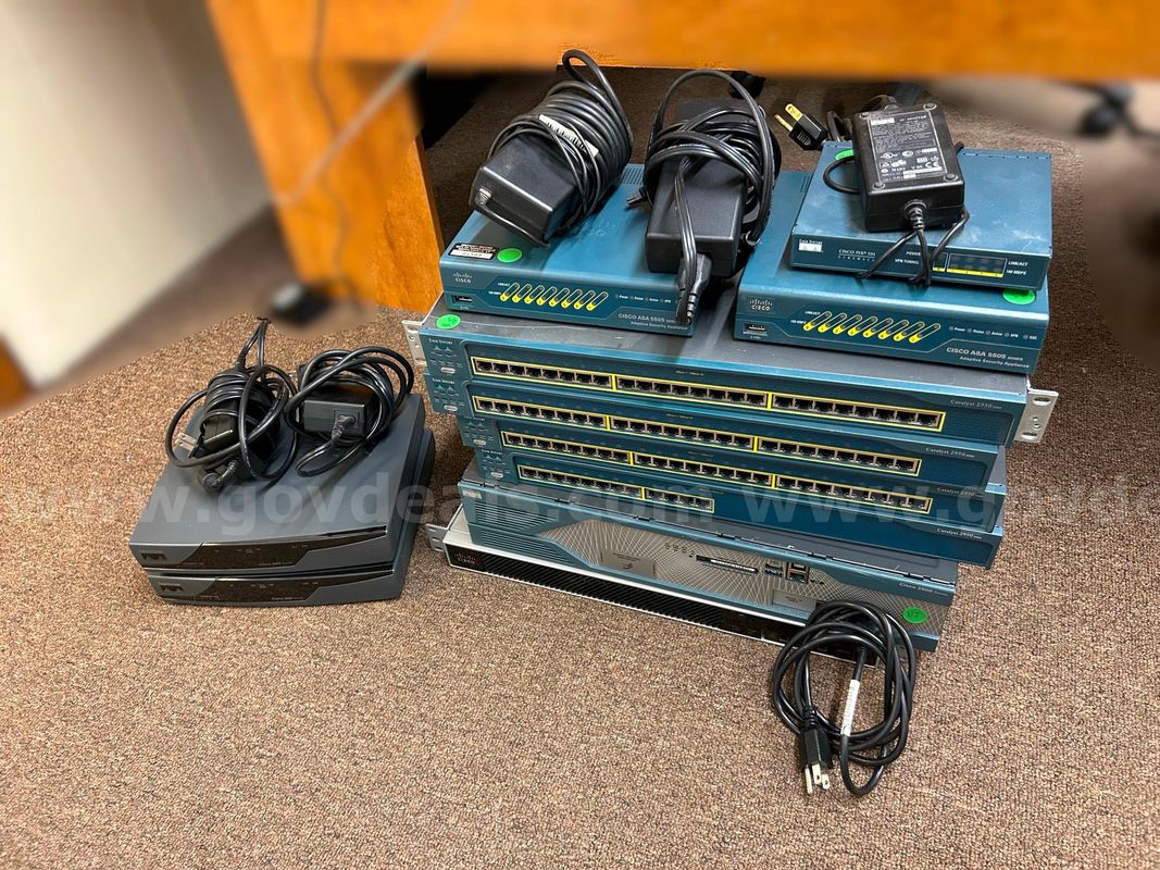 Cisco Networking Equipment Lot