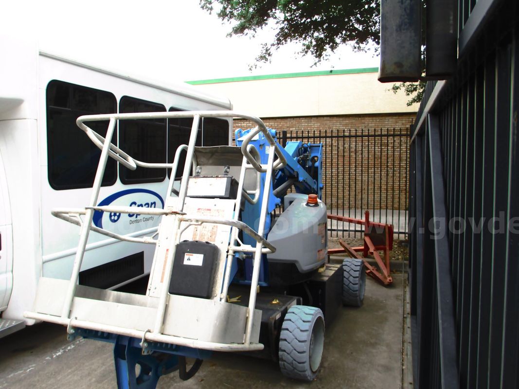 Genie Boom Lift