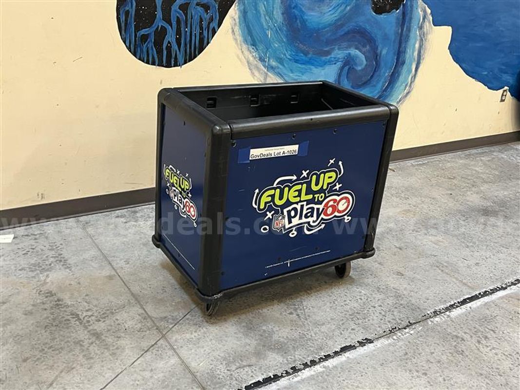 Rolling Cooler Lot A-1026 (1 of 4)