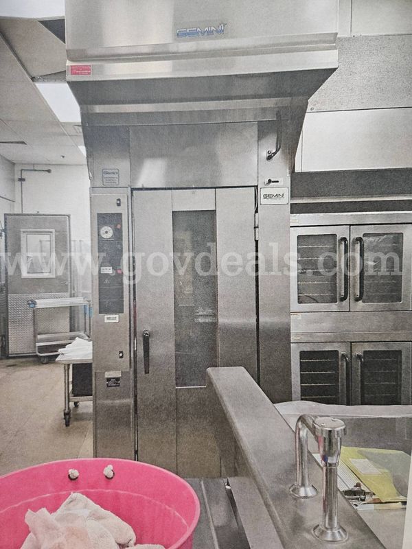 Gemini Rack Oven R9100 Svena Dahlen (Buyer needs to be able to disassemble and remove)