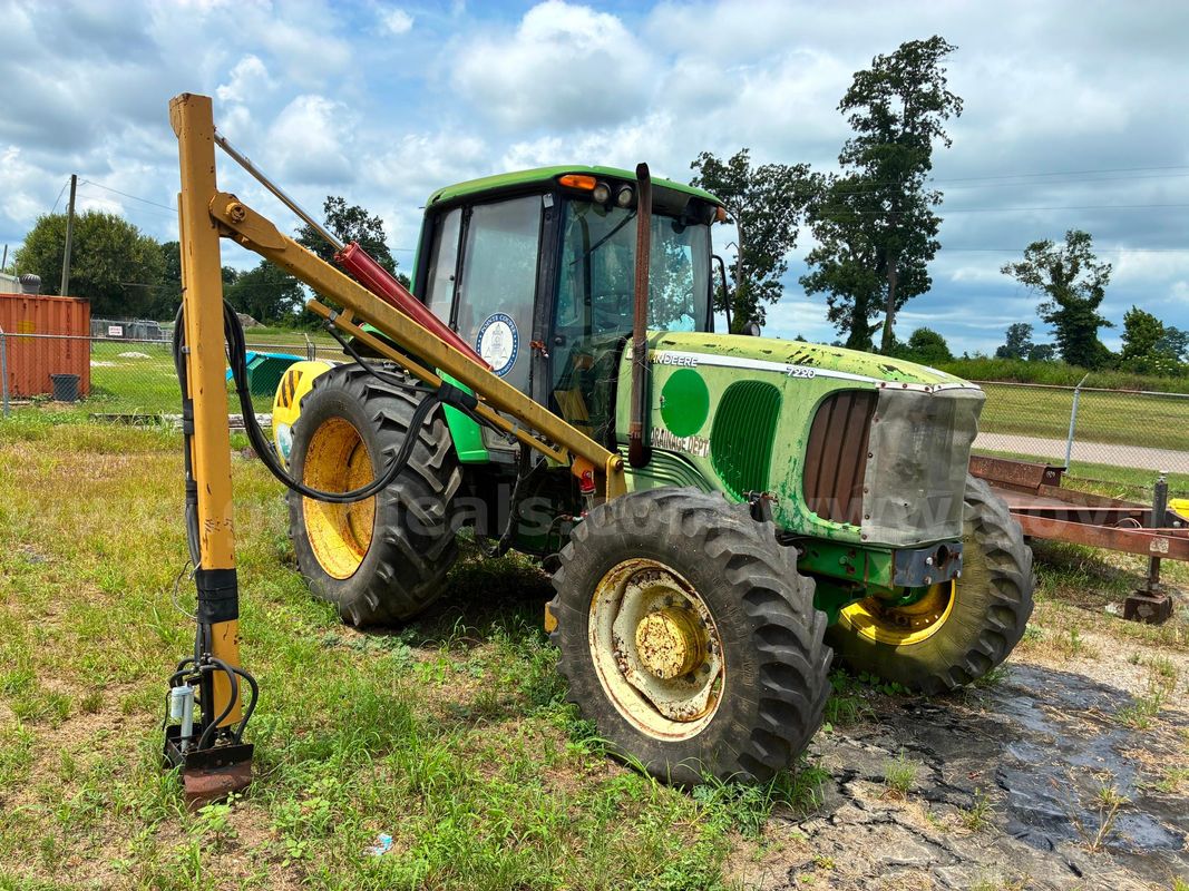 John Deere 7220