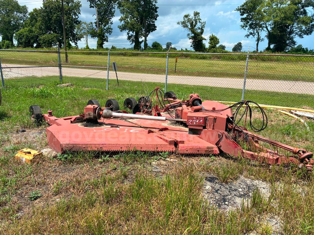 15' Batwing Bush Hog brand