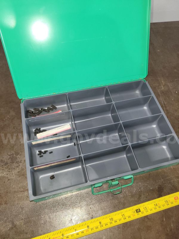 Au-Ve-Co Metal Fastener Organizer with Assorted Metric Set Screws