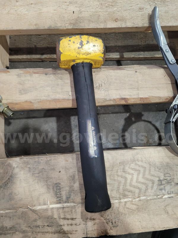 Rock River No. 0229833 2.5 lb Sledge Hammer