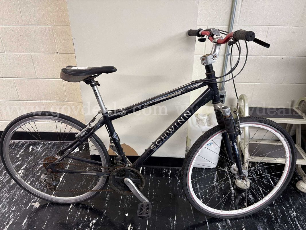 Sport Equipment: SCHWINN SUSPENSION BICYCLE (BLACK)