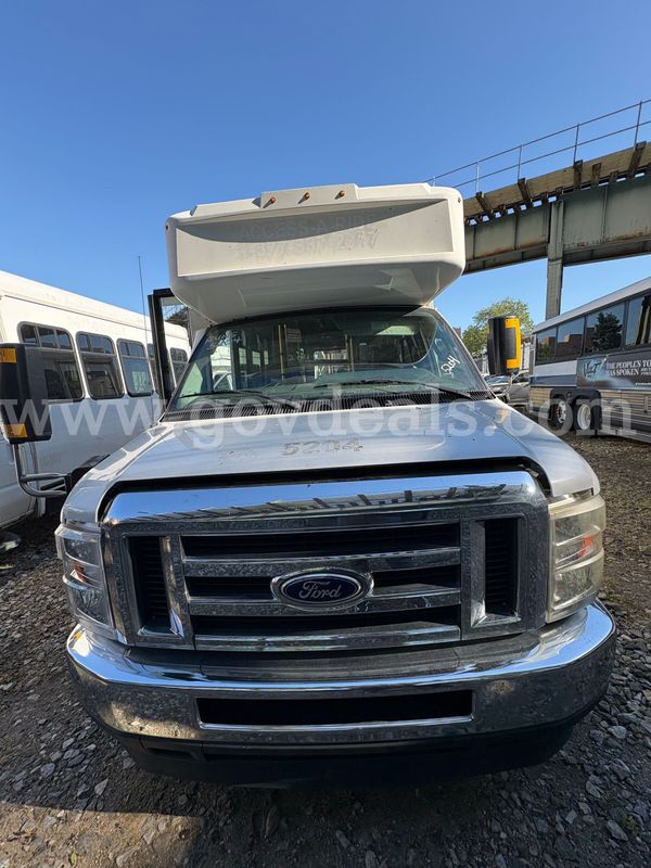 2016 Ford Econoline (5204)
