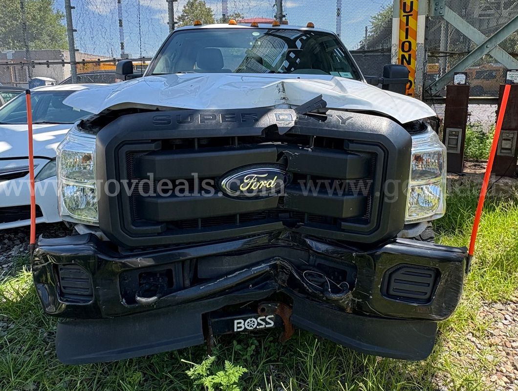 2015 Ford F-350 SD (SUM-011X)