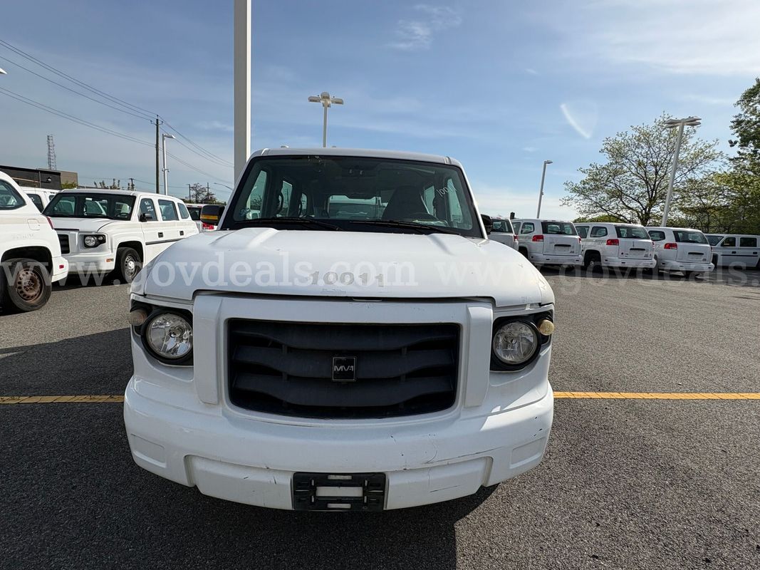 2014 AM GENERAL MV-1 (10011)