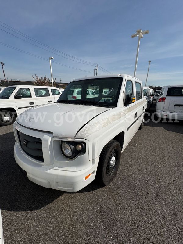 2014 AM GENERAL MV-1 (10013)
