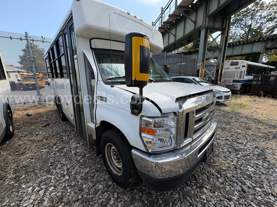 2018 Ford Econoline (5265)
