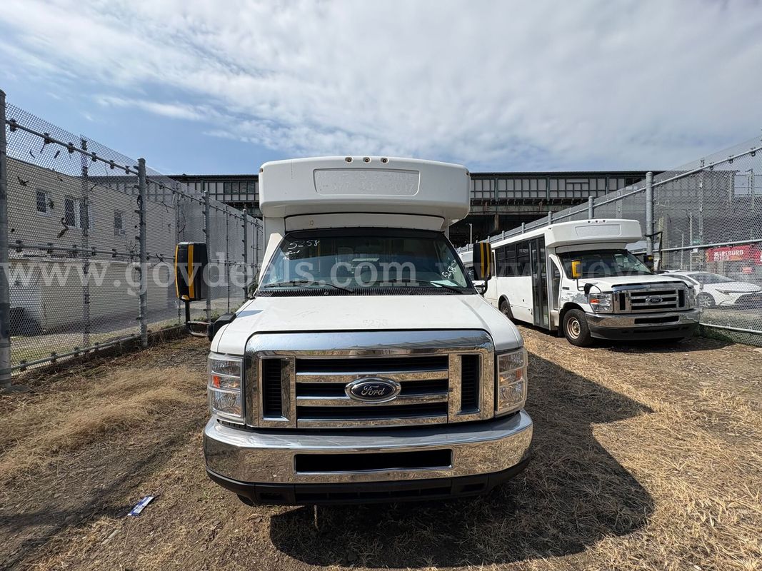 2018 Ford Econoline (5258)