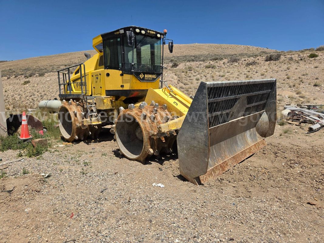 2021 BOMAG BC473RB-5 Landfill Compactor – 3,574 Hours