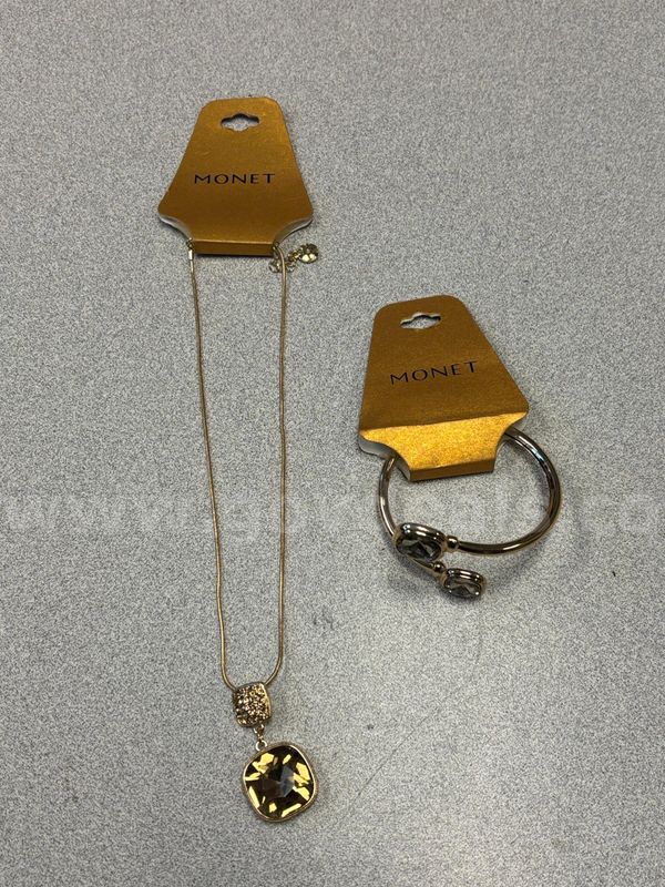 Matching Necklace and Bracelet