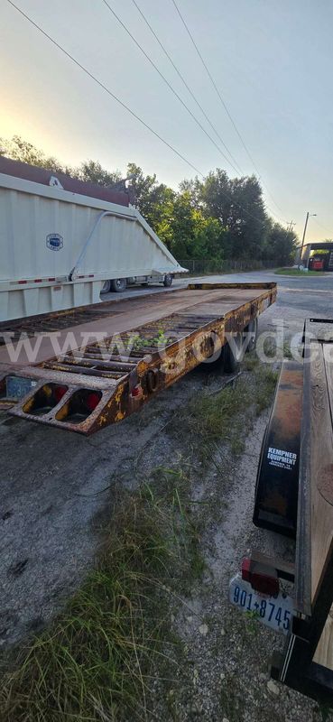 1982 Eager Beaver Tilt Trailer