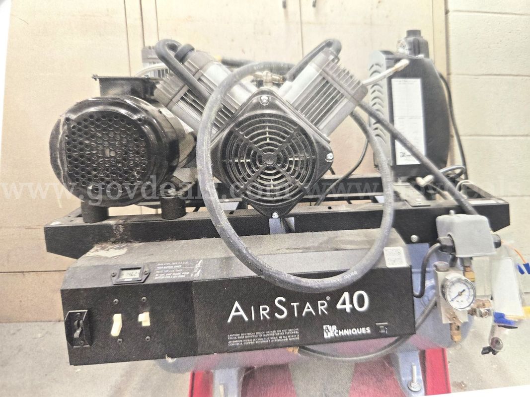Airstar 40 Dental Air Compressor, Used
