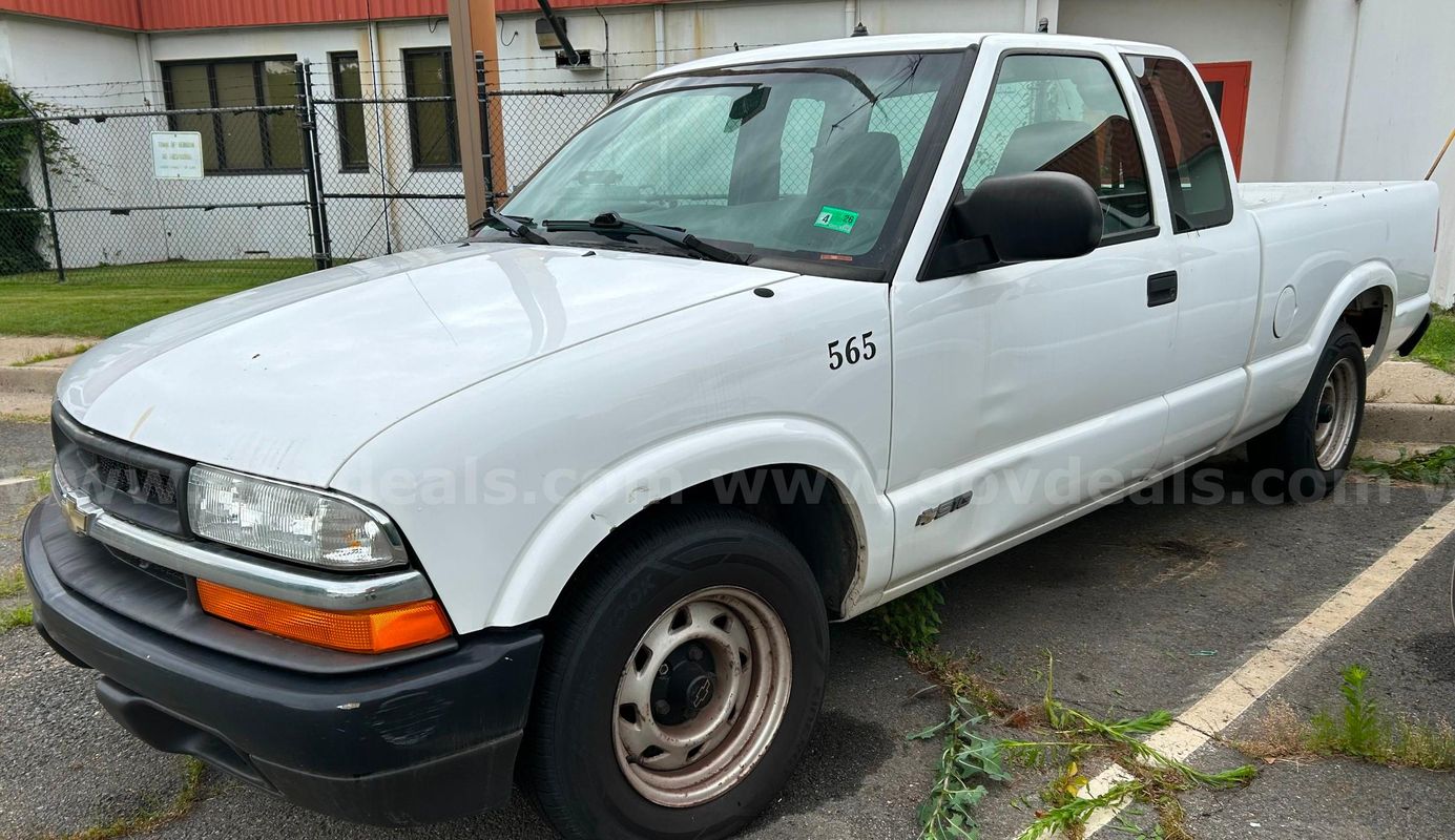 2002 Chevrolet S10 Pickup  (Low Miles)