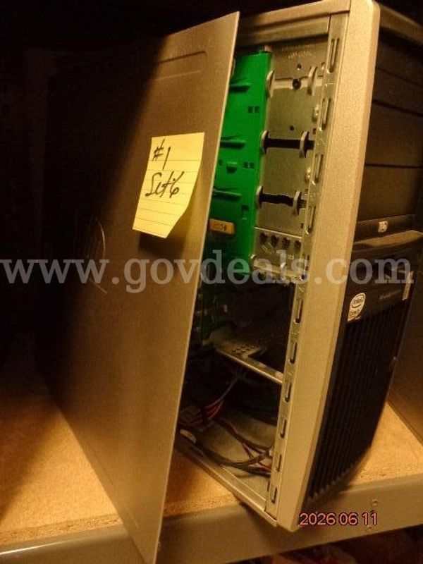 1 Lot Of 2 Hpxw4400 Workstation Computers