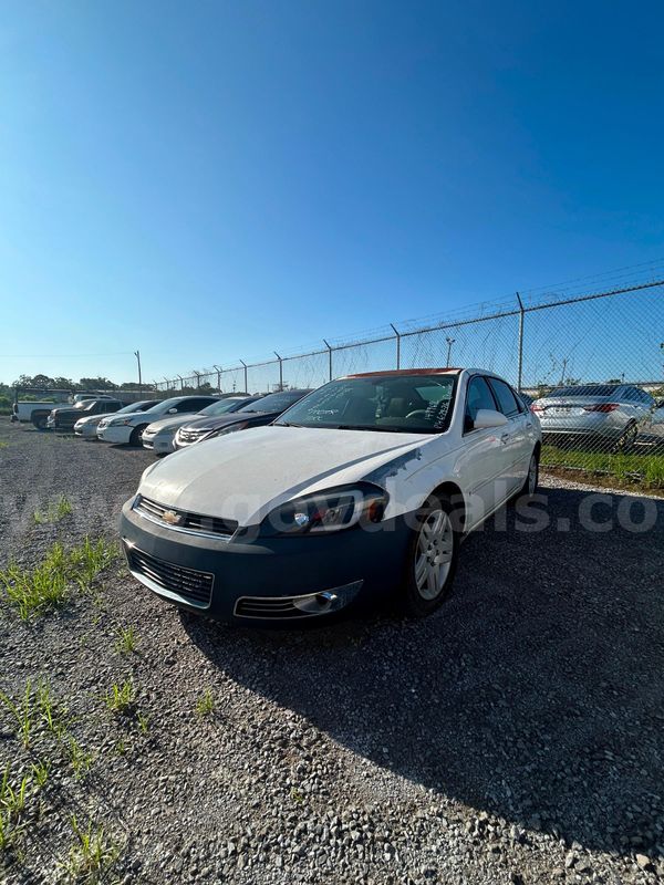 White 2006 Chevrolet Impala