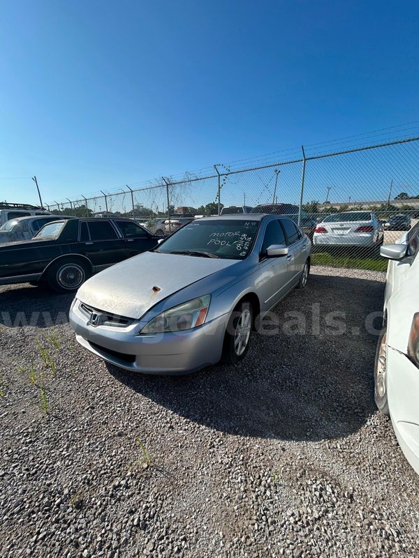 Silver 2003 Honda Accord