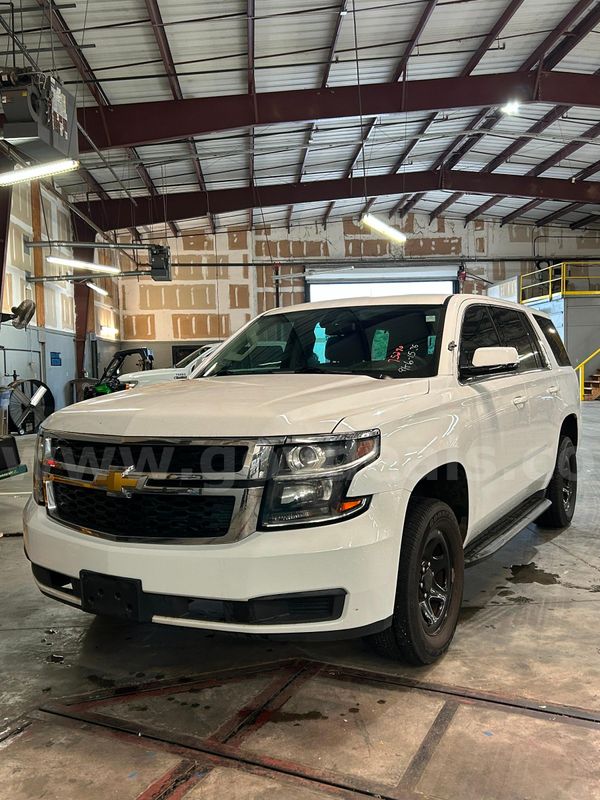 WHITE 2017 CHEVROLET TAHOE
