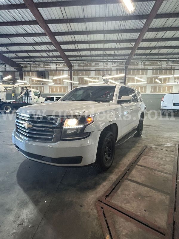WHITE 2020 CHEVROLET TAHOE