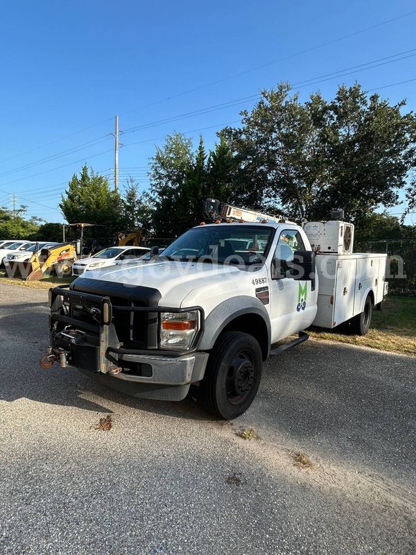WHITE 2009 FORD F550 SERVICE TRUCK