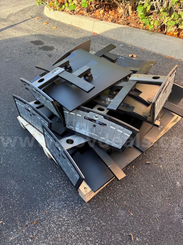 Dell & HP Computer Monitors