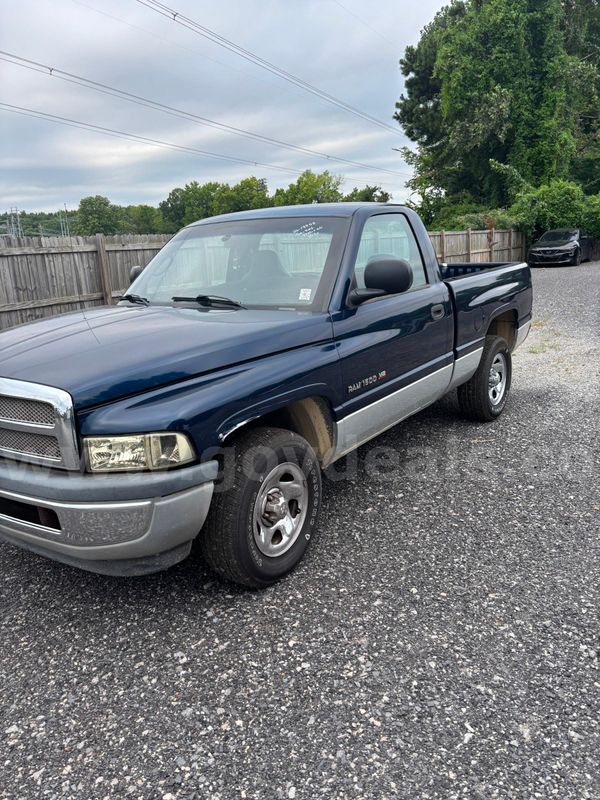 2001 Dodge Ram 1500 Reg. Cab Short Bed 2WD