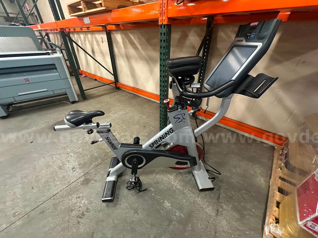 Spin bike and Golf launch monitor
