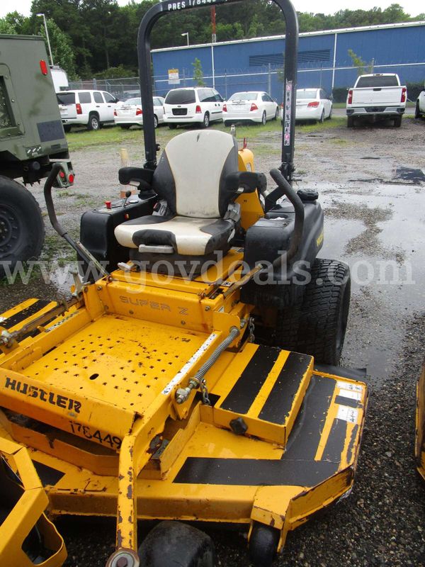 2016 HUSTLER 935064