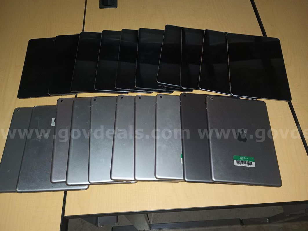 Lot B (20) Various iPads