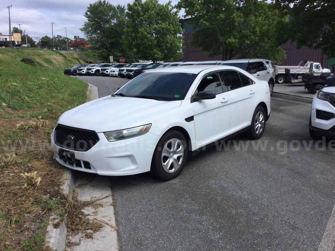 2014 Ford Taurus