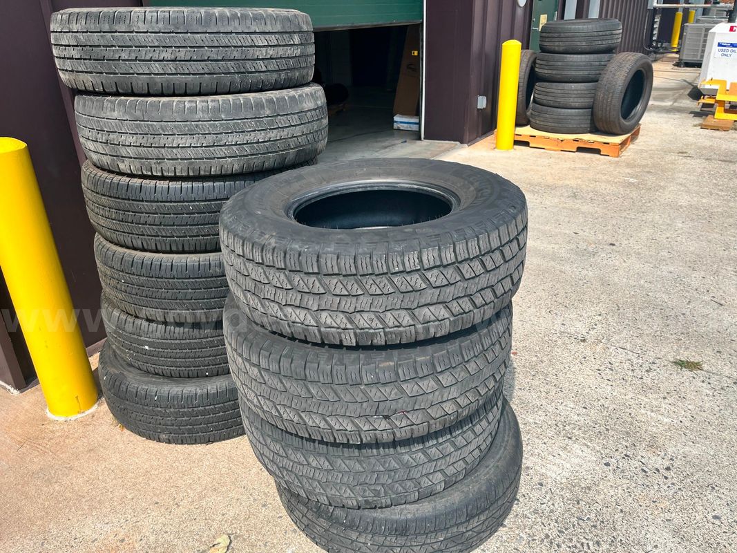 Lot of 16 Tires