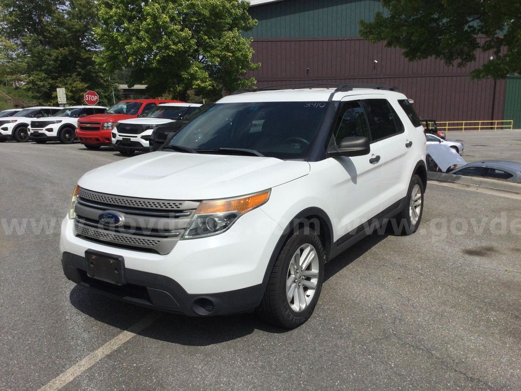 2015 Ford Explorer