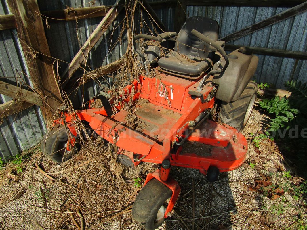 zero turn mower
